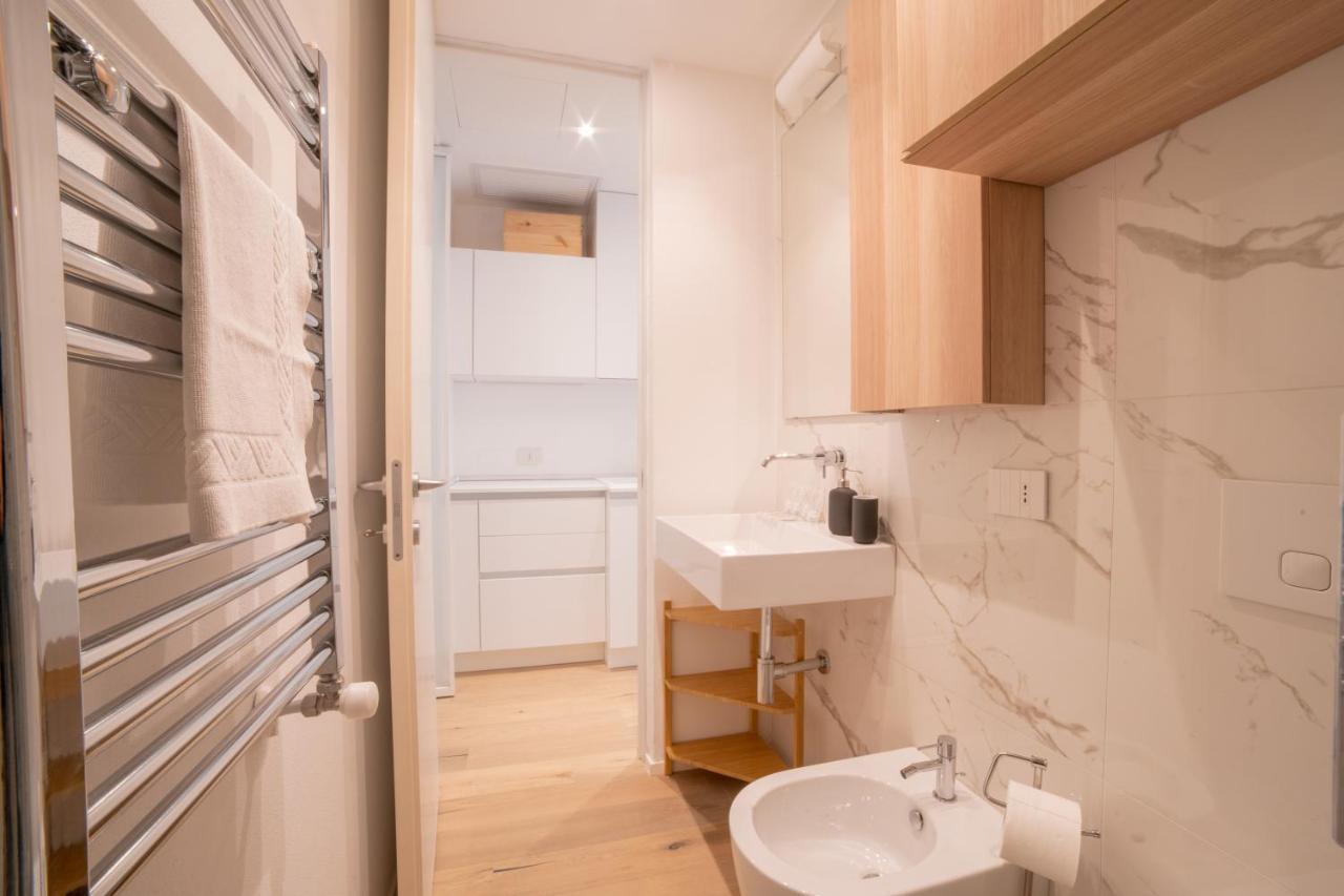 Navigli-Centro-Universita, Amazing New Apartment Mediolan Zewnętrze zdjęcie